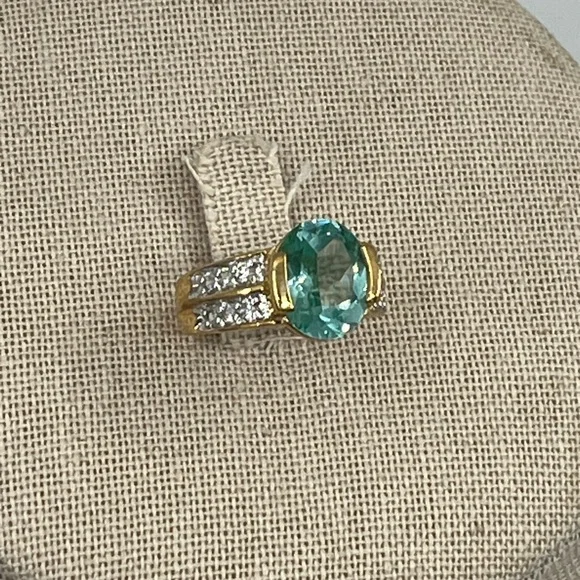 Vintage 925 Gold Overlay Sterling Silver Green Gemstone Ring, Size 4.75 - Picture 4 of 17